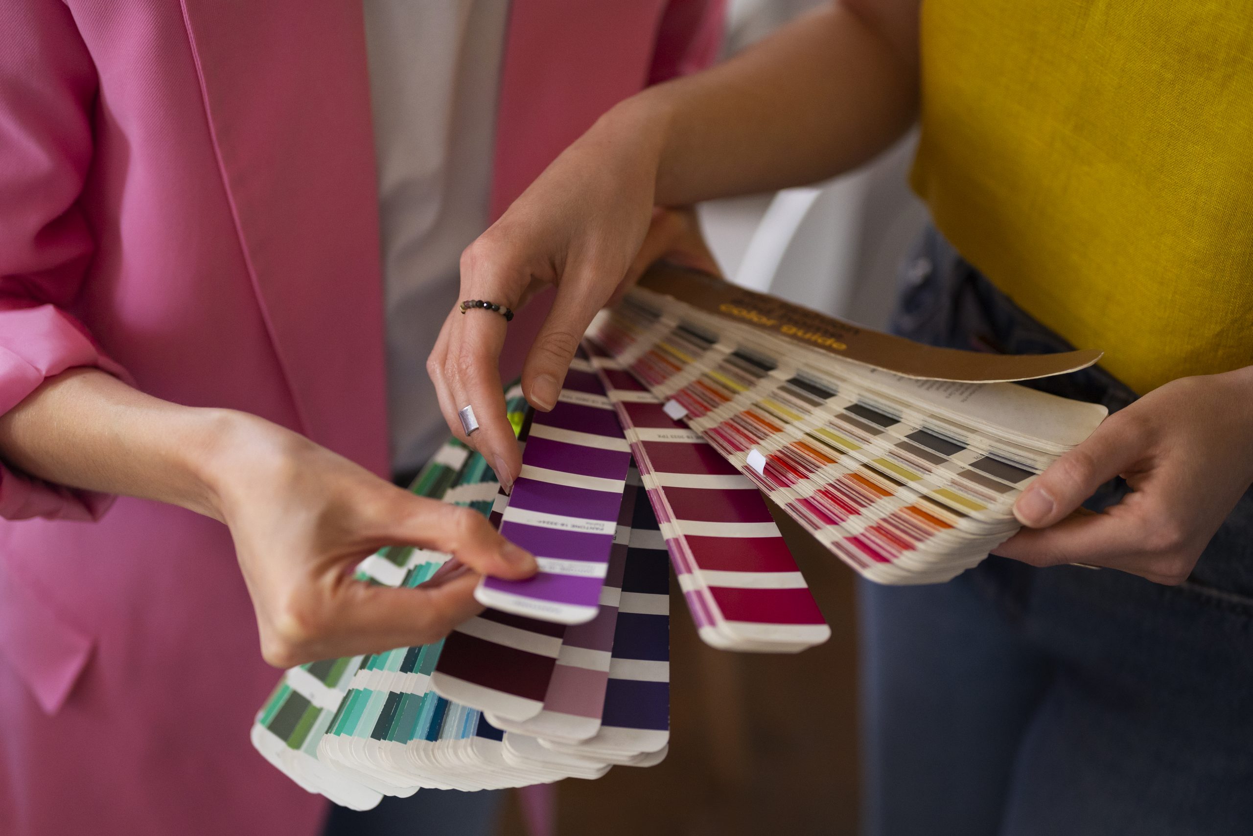 as cores que te deixam mais jovem o guia da psicologia das cores para montar seus looks 5 scaled 1