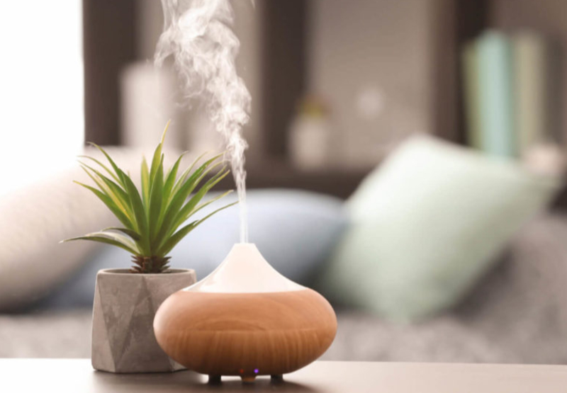 Marketing sensorial com difusor de aromas incentivando o olfato