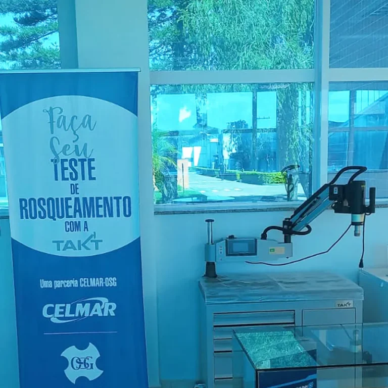 Banner Roll Up Industria Celmar