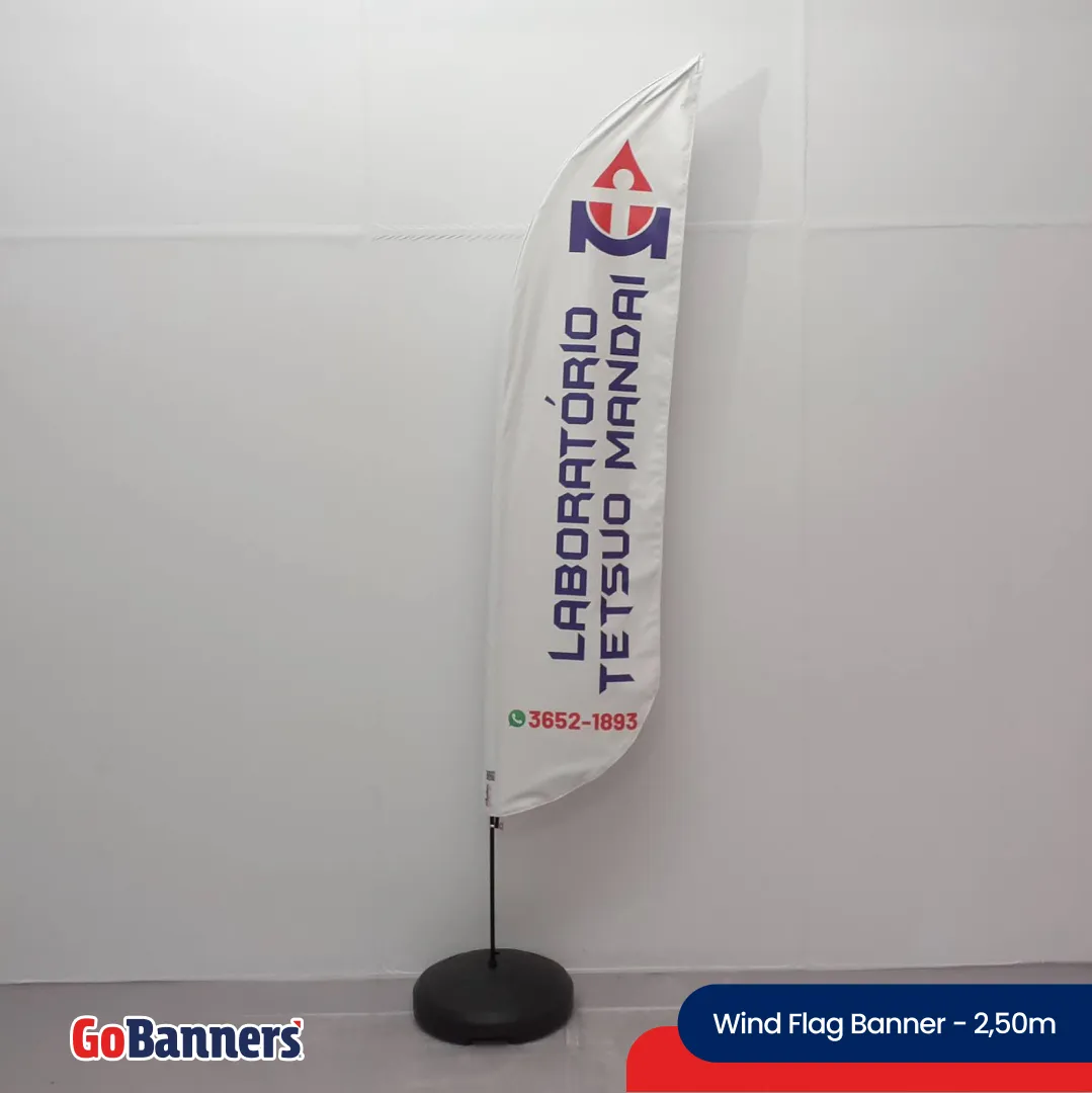 Wind Flag Banner 2,50m Laboratorio Tetsuo Mandri Testes Clinicos Vermelho Azul Branco