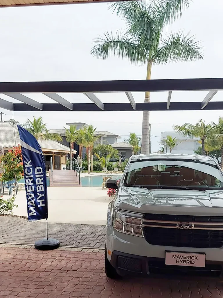 Wind Flag Banner Automotivo Maverick Hybrid