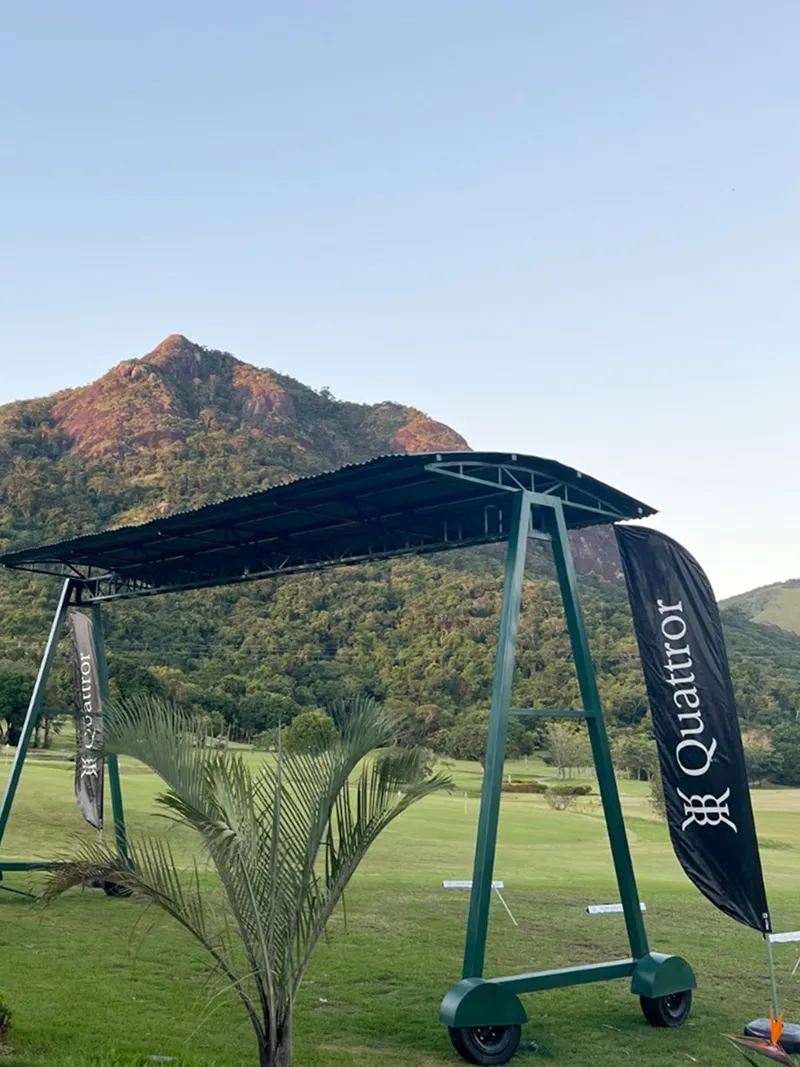 Wind Flag Banner Golf Quattor