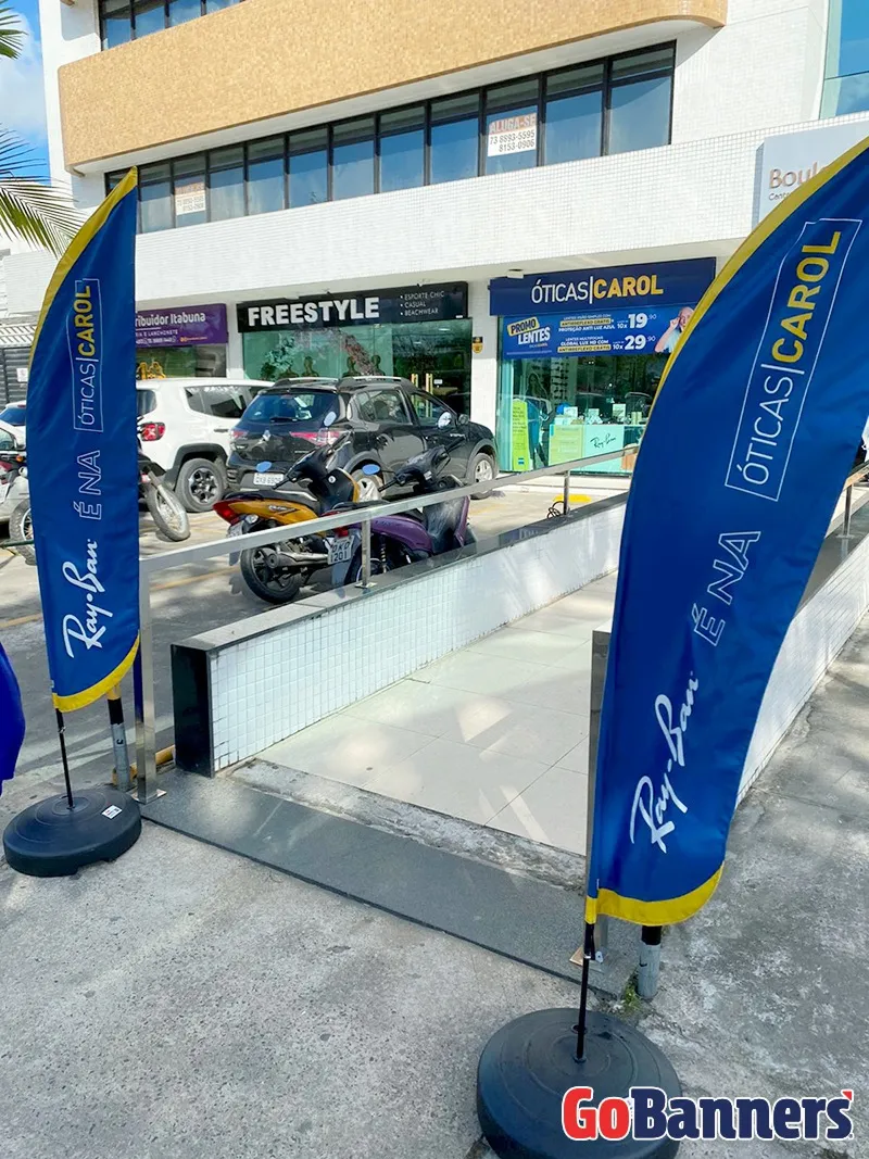 Wind Flag Banner Oticas Carol