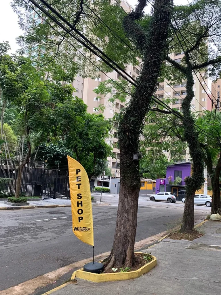 Wind Flag Banner Petshop Metropole