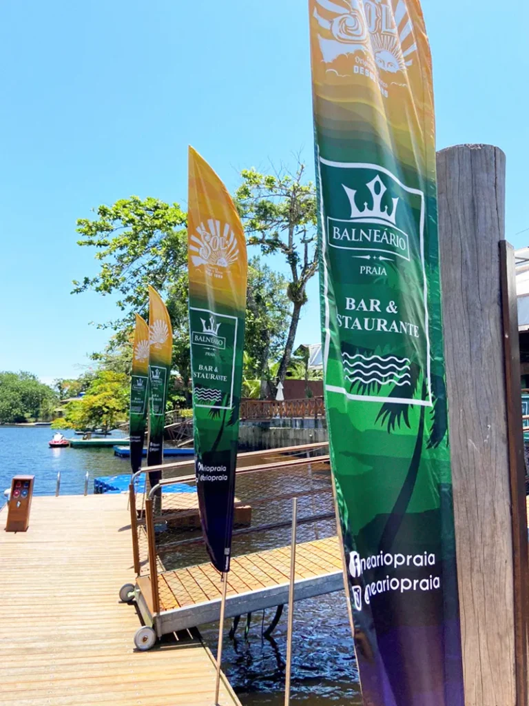 Wind Flag Banner Restaurante Balneario Praia