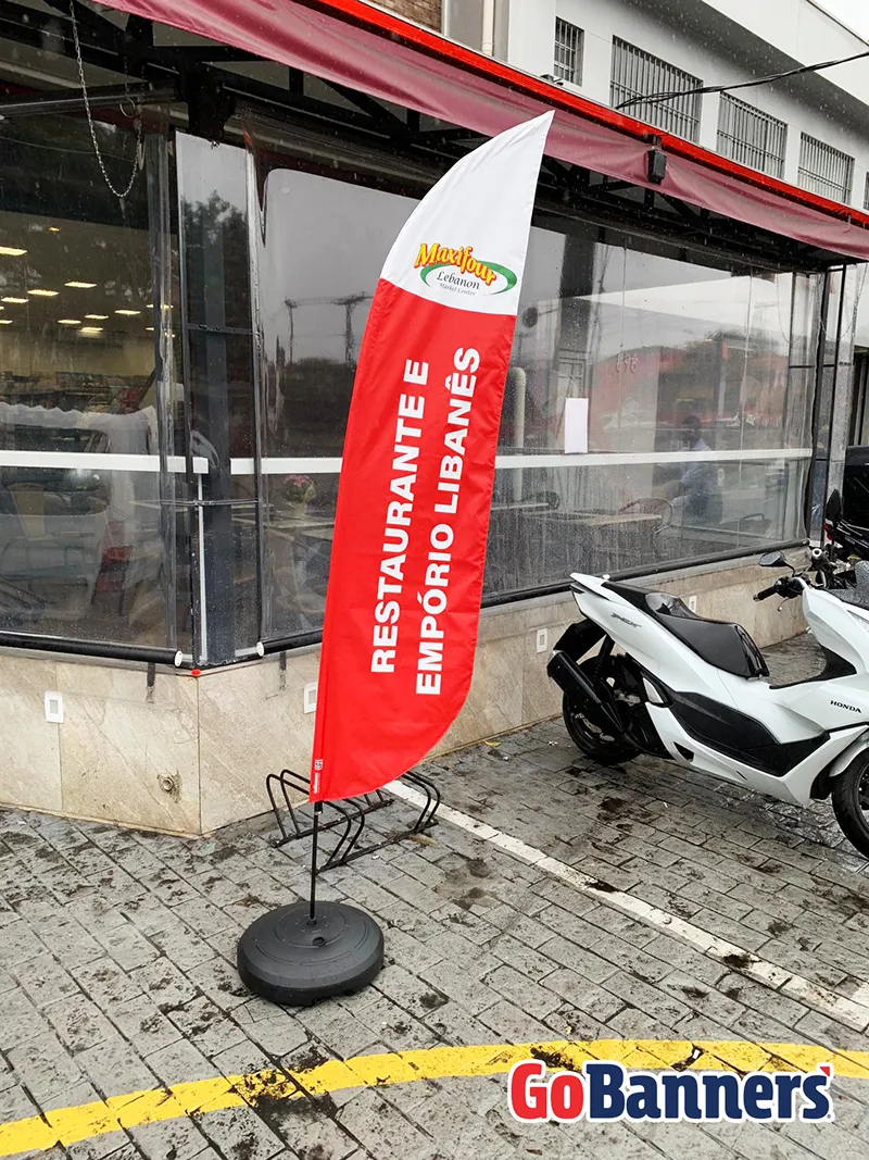 Wind Flag Banner Restaurante Madero