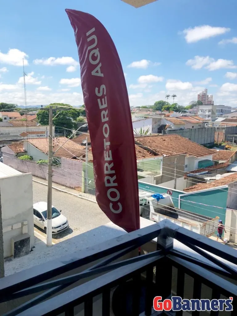 Wind Flag Banner Seguros Corretores Aqui