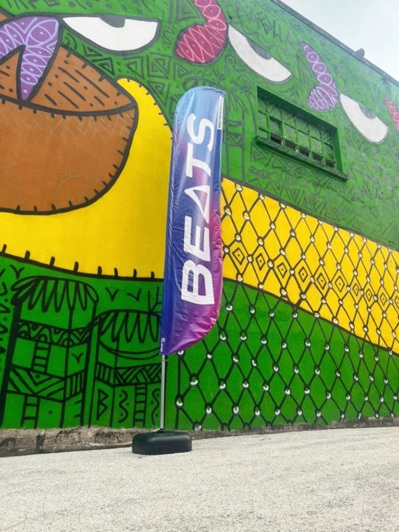 Wind Flag Banner Telefonia Beats